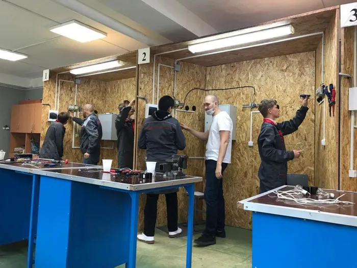 &nbsp;профпробы по компетенции: «Электромонтаж».