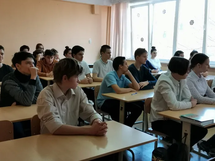 9 декабря  2020 года ученики школы приняли участие в видеоконференции ,организованной  на базе исторического  парка “Россия-моя история”, посвященной Дню героев Отечества