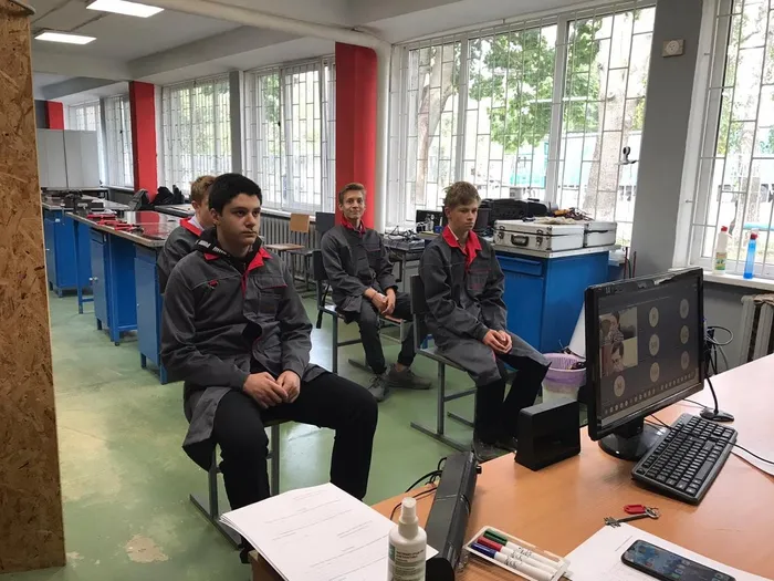 &nbsp;профпробы по компетенции: «Электромонтаж».