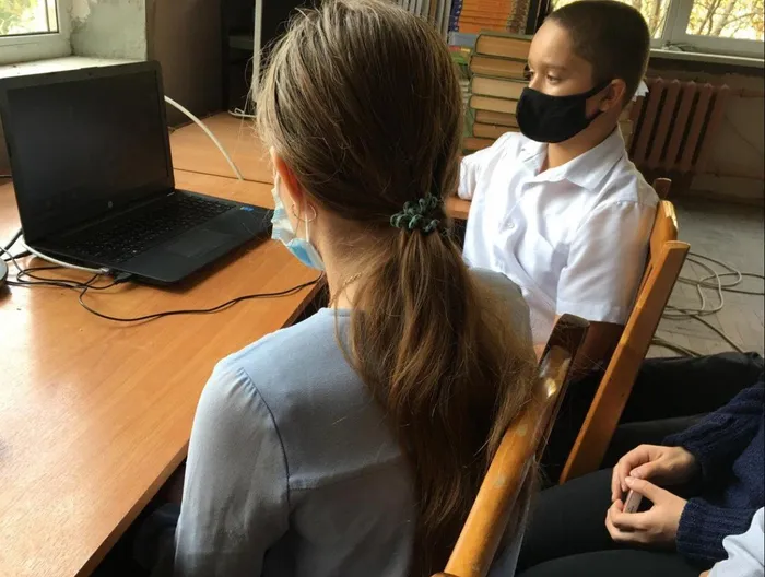 в рамках проекта «Молодые машиностроители Ростова» ребята &nbsp;6-х классов, побывали на онлайн-экскурсии по территории музея завода «Ростсельмаш" расположенного под открытым небом.